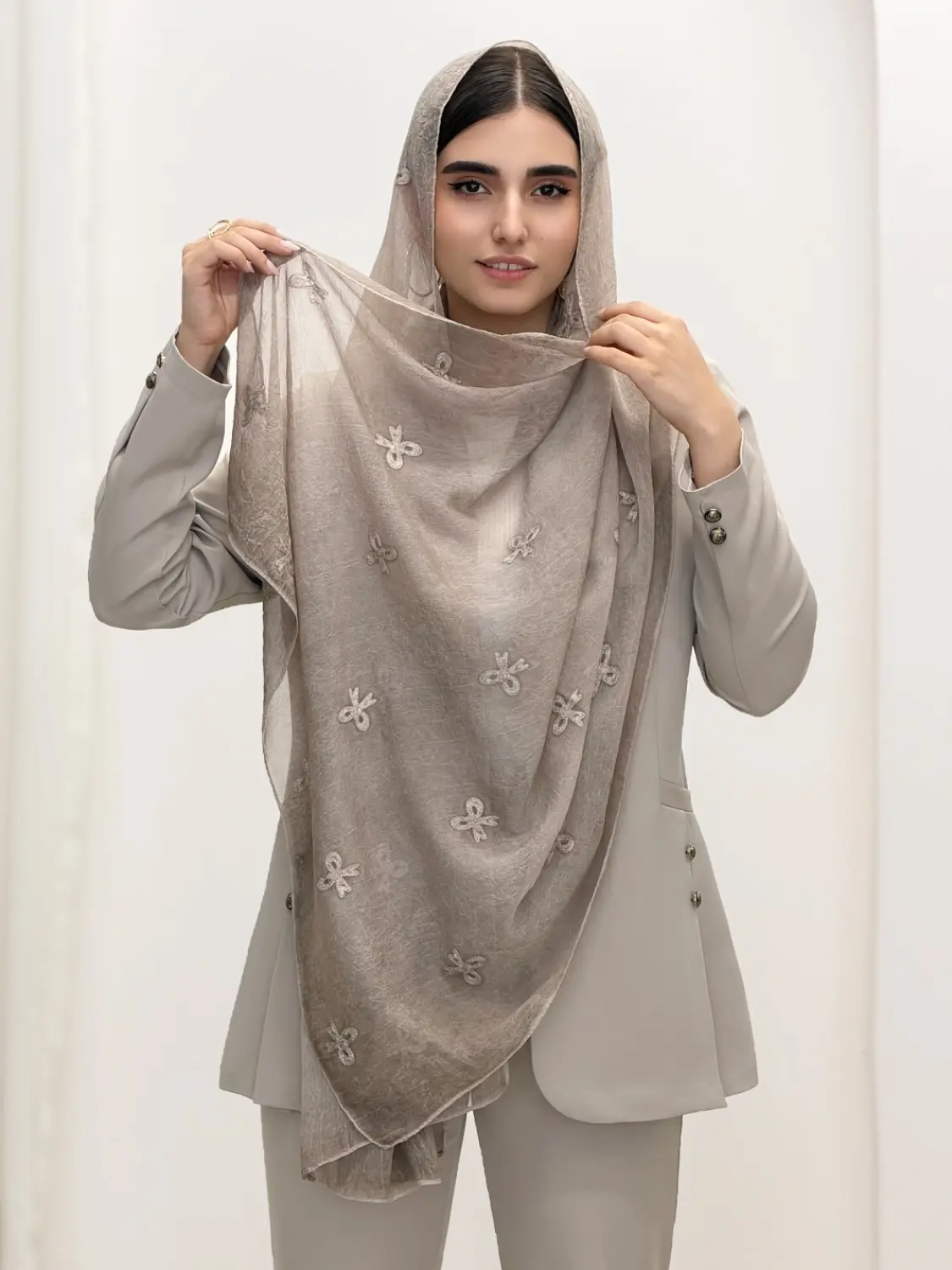 6888-شال گلدوزی پاپیون